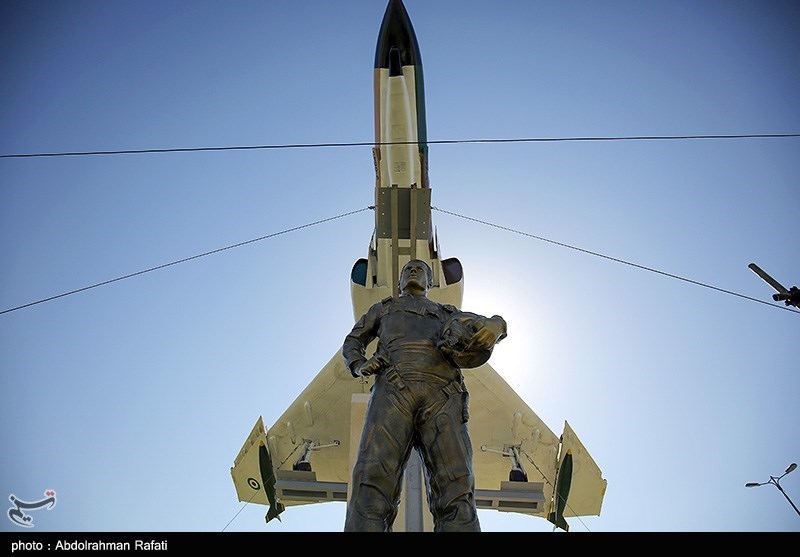 استاندار همدان: نیروی هوایی ارتش اجازه کوچک‌ترین تعرض را به آسمان ایران نخواهد داد