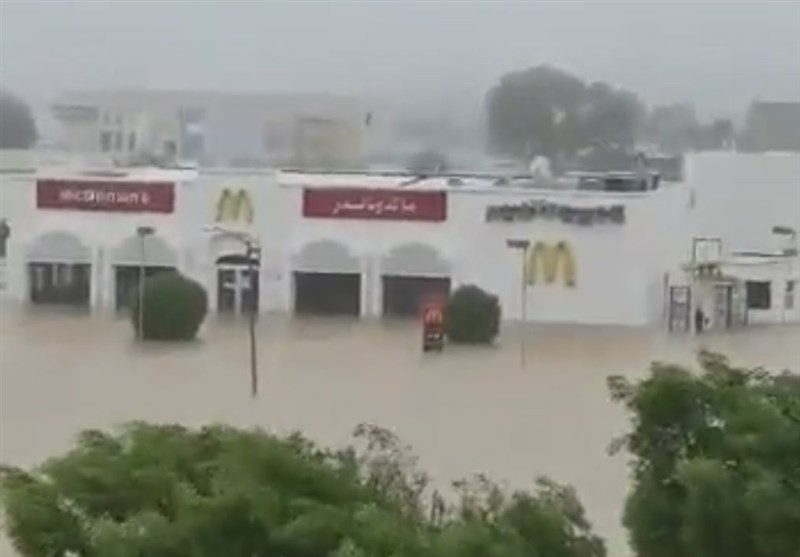 اعصار عمان