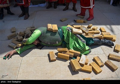 آیین برپایی رویدادهای آیینی ثبت شده در فهرست آثارملی با رویکرد گردشگری مذهبی - شیراز