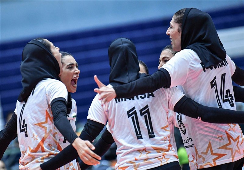 Women Volleyball Coach Campedelli to Travel to Iran on December 21