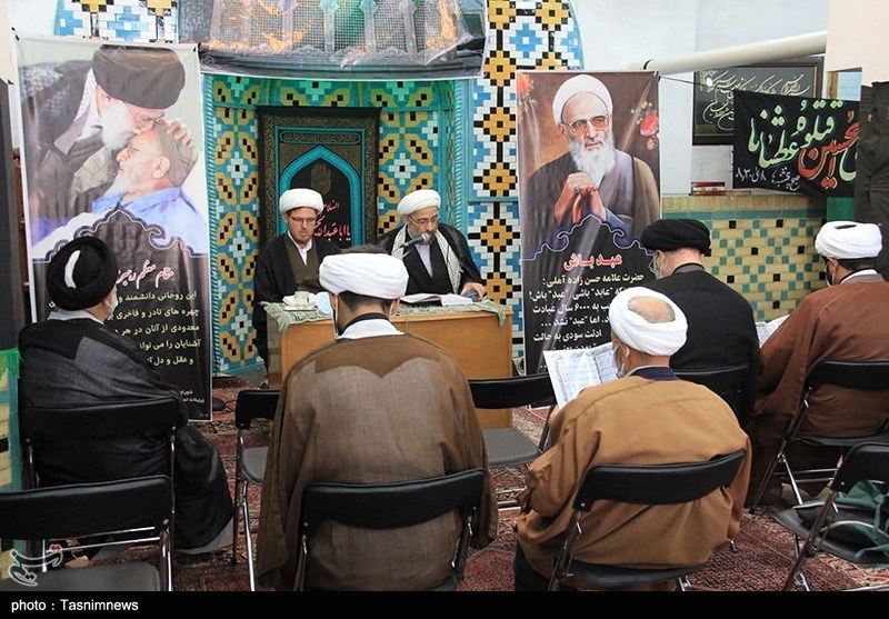 مراسم یابود عالم ربانی علامه حسن‌زاده آملی در مسجد جامع زنجان برگزار شد + تصاویر