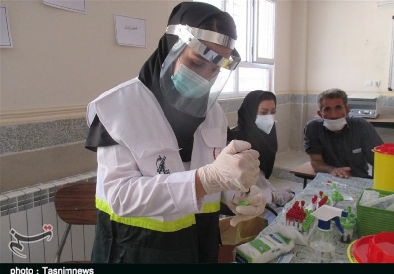 اجرای طرح قدر سلامتی در استان فارس/ 20 تیم از بسیج پزشکی به شب‌زنده‌داران خدمات پزشکی ارائه کرد