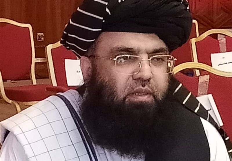 معاون سیاسی نخست وزیر طالبان: خلیلی و محقق شامل عفو عمومی هستند