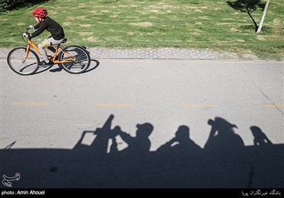 همایش دوچرخه سواری همیاران پلیس در بوستان ولایت