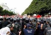 Thousands Protest against Tunisia Leader