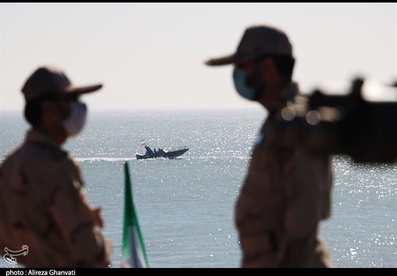رزمایش اقتدار 4 در آب‌های شمالی خلیج فارس به روایت تصویر ‌