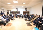 دیدار وزیر کشور با نماینده ولی فقیه در استان هرمزگان /تاکید وحیدی بر حمایت صنایع از ورزشهای دریایی