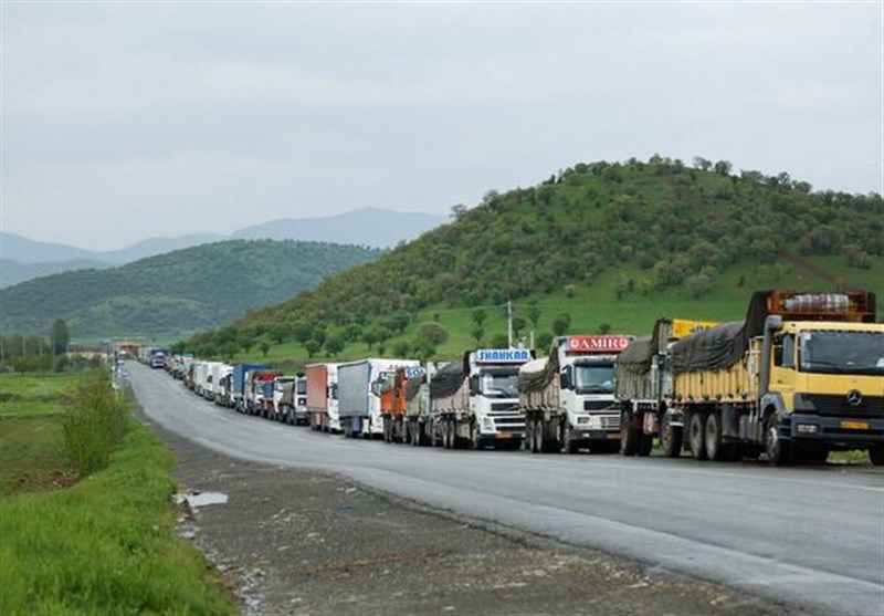 ماجرای مزاحمت جمهوری آذربایجان برای کامیون‌داران ایرانی/ گزارش میدانی خبرنگاران تسنیم از مرز ارمنستان -آذربایجان