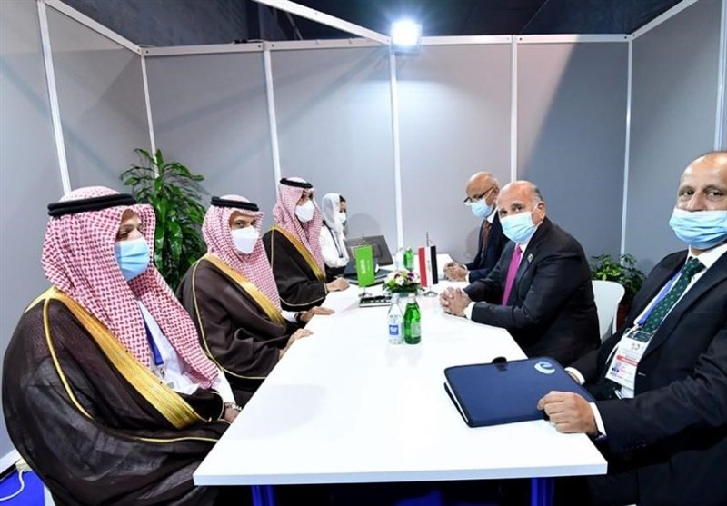 دیدار فواد حسین با وزیر خارجه عربستان/ تاکید بغداد بر کاهش تنش‌های منطقه‌ای