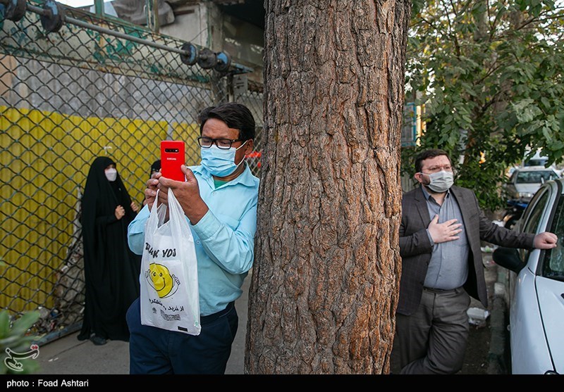 بزرگداشت شهدای مسجد قندوز در مقابل کنسولگری افغانستان