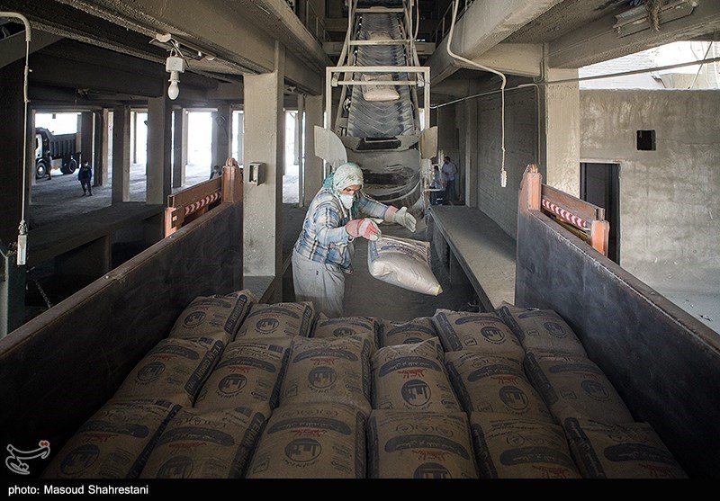 دولت برای تامین سوخت کارخانجات سیمان چاره کند/ هشدار درباره کمبود سیمان