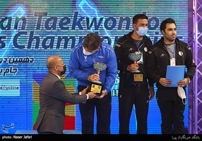 اهدای مدال و جوایز دهمین دوره مسابقات تکواندو جام باشگاه‌های آسیا