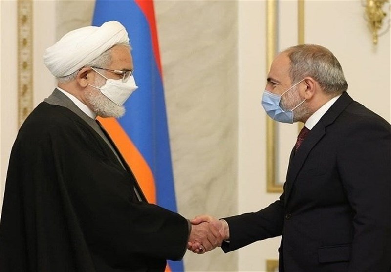 İran Başsavcısı, Ermenistan Başbakanı İle Bir Araya Geldi