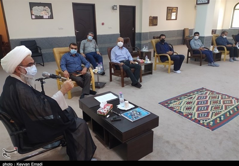 امام جمعه بوشهر: سازمان حفاظت از موقوفات تشکیل شود