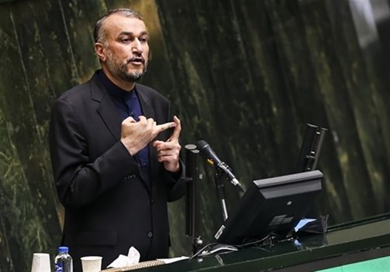 FM Vows Commitment to Iran Parliamentary Act in Nuclear Talks