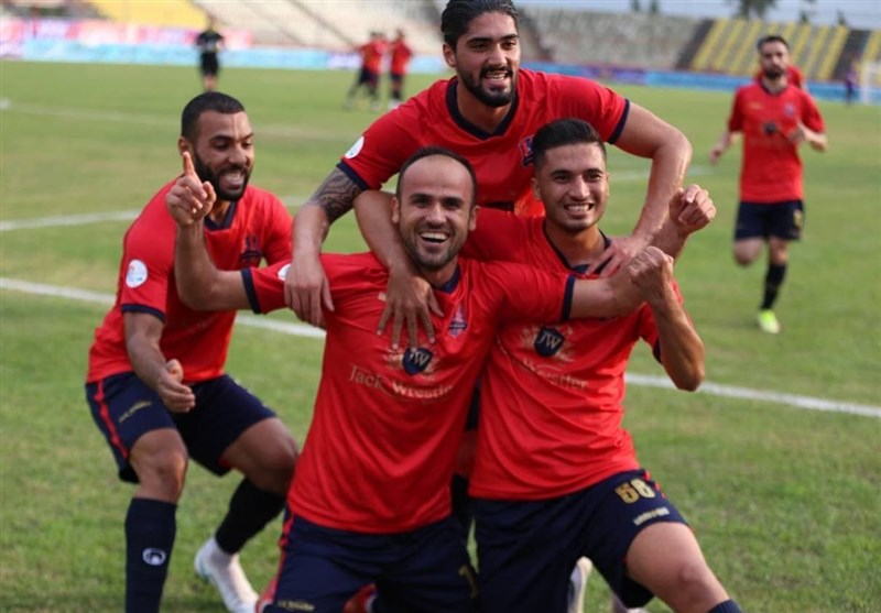 لیگ برتر فوتبال| برتری نساجی مقابل فجرسپاسی در نیمه اول