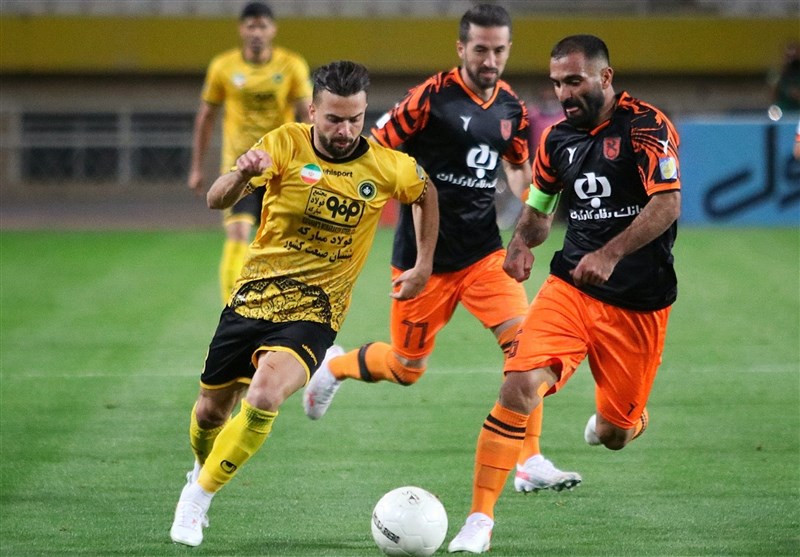 Sepahan Defeats Mes Rafsanjan in IPL Opener - Sports news - Tasnim