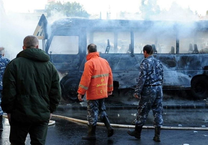 Şam&apos;da Askerleri Taşıyan Minibüse Bombalı Saldırı