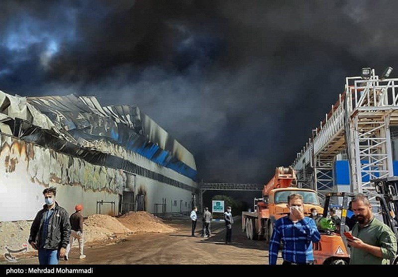 جزئیات کامل آتش‌سوزی در واحد صنعتی زرندیه + فیلم