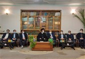 وزیر راه و شهرسازی با نماینده ولی فقیه در اردبیل دیدار کرد
