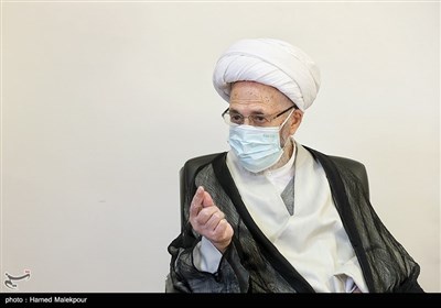 دیدار محمد باقر قالیباف رئیس مجلس شورای اسلامی با آیت الله سبحانی مرجع تقلید شیعیان 