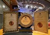 ذوب آهن اصفهان نشان عالی و جایزه مروج برتر مسئولیت اجتماعی را کسب نمود
