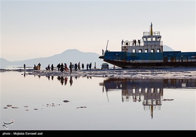دریاچه ارومیه و روزهای کم آبی
