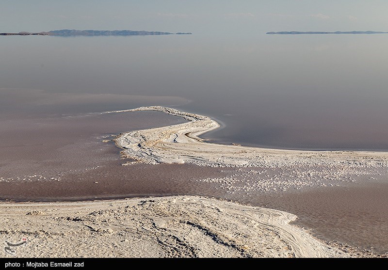 تراز دریاچه ارومیه 68 سانتی‌متر کاهش یافت
