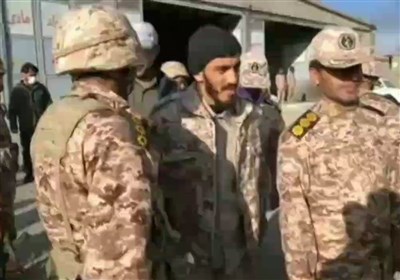 خط و نشان سرباز وطن برای دشمنان / "مرزبانیم بگذریم از جان و تن" + فیلم
