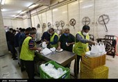 طبخ و توزیع 2000 پرس غذای گرم بین نیازمندان - گرگان