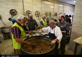 طبخ و توزیع 2000 پرس غذای گرم بین نیازمندان - گرگان