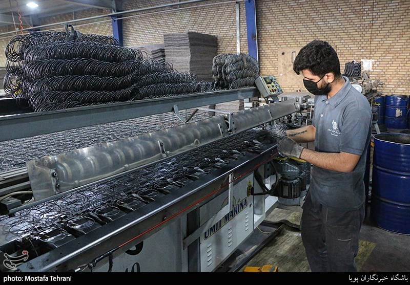 8 کارخانه تعطیل در استان گلستان با حمایت دستگاه قضایی به چرخه تولید برگشت