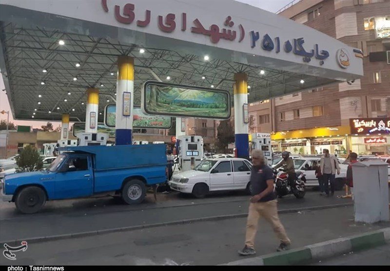 سوخت‌رسانی در برخی جایگاه‌های استان تهران از سرگرفته شد