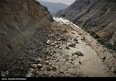 انفجار صخره 5000 تُنی در منطقه یک آزادراه تهران-شمال در راستای اجرای پدافند غیرعامل