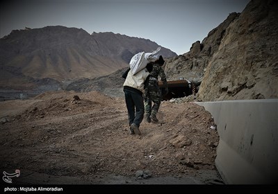 انفجار صخره 5000 تُنی در منطقه یک آزادراه تهران-شمال در راستای اجرای پدافند غیرعامل
