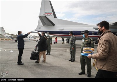 اعزام خانواده شهدای ارتش با هواپیمای فرندشیپ اورهال شده به مشهد مقدس