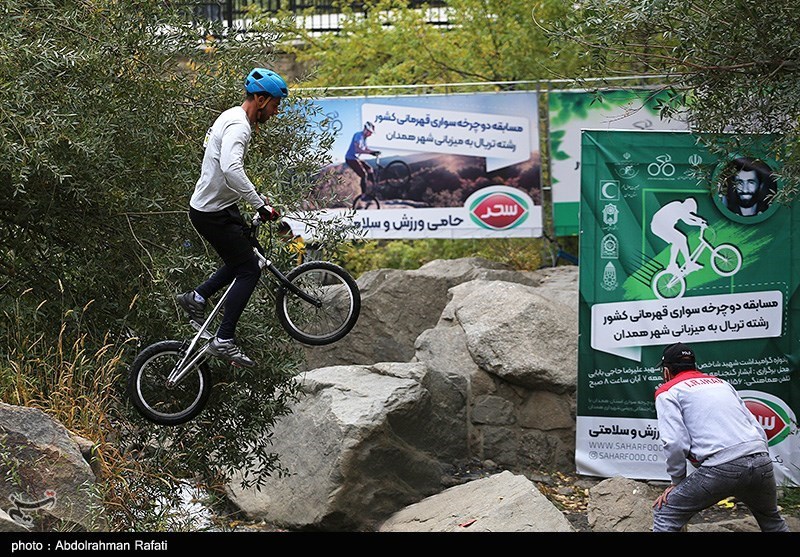 مسابقات دوچرخه سواری تریال قهرمانی کشور در همدان