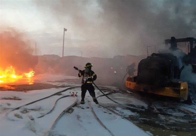 آتش سوزی در منطقه صنعتی نزدیک «دیمونا»‌ در فلسطین اشغالی + فیلم و تصاویر