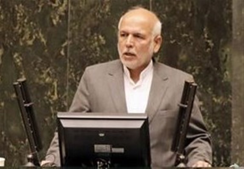 نماینده بوشهر در مجلس: محرومیت در استان با این همه نعمت معنا ندارد