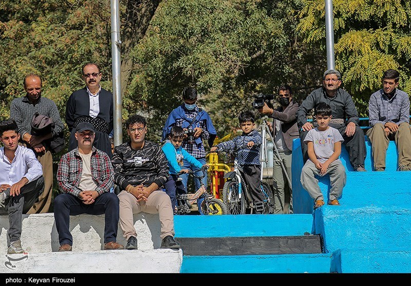 در حاشیه جشنواره بین المللی تئاتر خیابانی مریوان