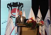 مدیرعامل ذوب آهن اصفهان : تامین پایدار مواد اولیه فولادی ها،صنعت ساختمان را رونق می دهد