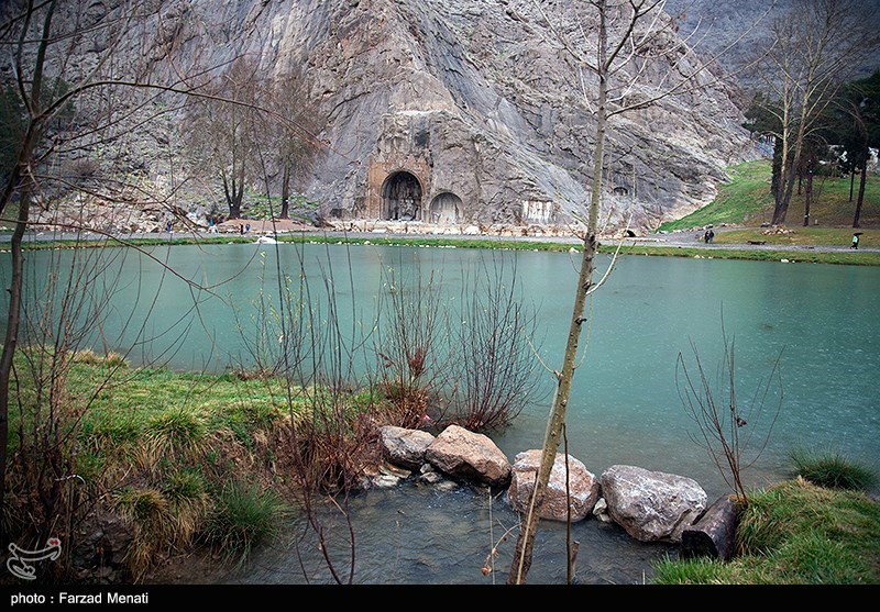 بارش باران پاییزی در طاقبستان