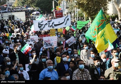  راهپیمایی ۱۳ آبان در تهران و سراسر کشور آغاز شد 