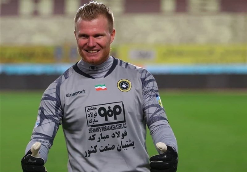 Sepahan Parts Ways with Austrian Keeper Knett