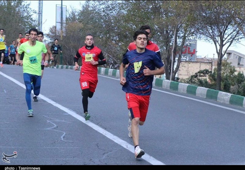مسابقات دو میدانی خیابانی در تبریز برگزار شد + تصاویر