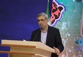 استاندار همدان: رفتار بر مبنای فرهنگ اعتقادی و اصیل ایرانی مشکلات را برطرف می‌کند