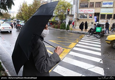 بارش باران پاییزی در تهران-میدان ونک