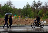 آغاز بارش‌ها در زنجان/ هوا تا روز سه‌شنبه بارانی است