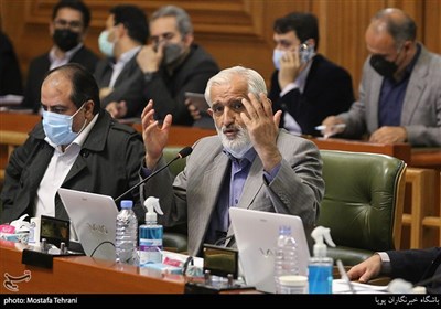 پرویز سروری درجلسه شورای شهر تهران
