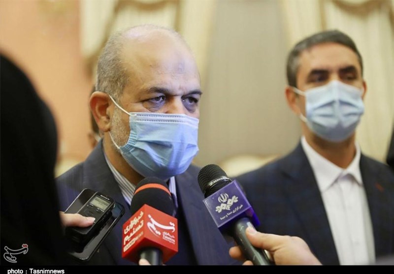 وزیر کشور در بیرجند: فسادستیزی و حفظ وفاق از اولویت‌های استانداران است